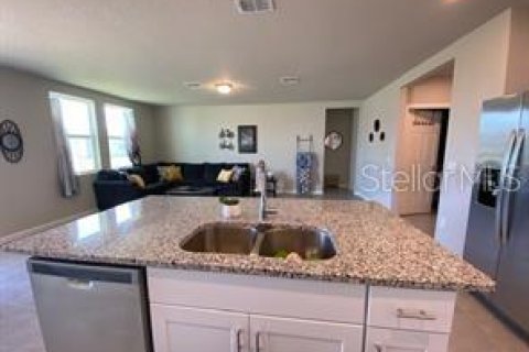 Casa en alquiler en Winter Haven, Florida, 3 dormitorios, 139.91 m2 № 1797903 - foto 3