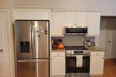 Casa en alquiler en Orlando, Florida, 4 dormitorios, 180.04 m2 № 1917414 - foto 7