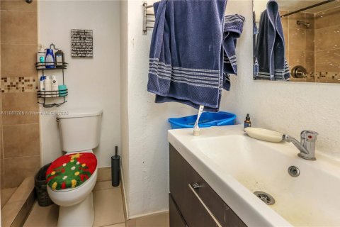 Copropriété à vendre à Miami, Floride: 3 chambres, 111.95 m2 № 1897348 - photo 11