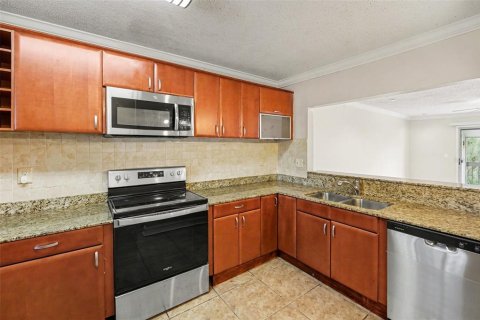 Condominio en venta en Tampa, Florida, 2 dormitorios, 99.22 m2 № 2150821 - foto 6