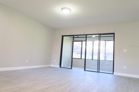 Touwnhouse à louer à Orlando, Floride: 3 chambres, 171.87 m2 № 1858046 - photo 7