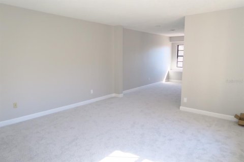 Touwnhouse à louer à Orlando, Floride: 3 chambres, 171.87 m2 № 1858046 - photo 17