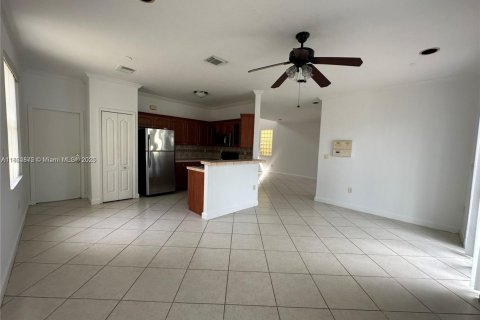 House in Miramar, Florida 4 bedrooms, 173.63 sq.m. № 1961424 - photo 8