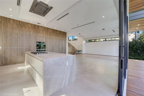Casa en venta en Miami Beach, Florida, 6 dormitorios, 330.64 m2 № 1612019 - foto 16