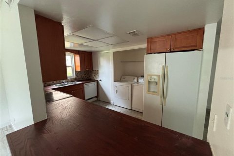 Condominio en alquiler en Orlando, Florida, 2 dormitorios, 84.08 m2 № 1901645 - foto 10
