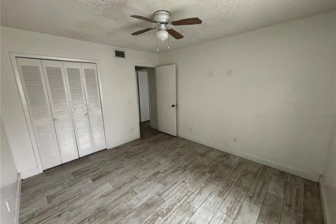 Condominio en alquiler en Orlando, Florida, 2 dormitorios, 84.08 m2 № 1901645 - foto 14