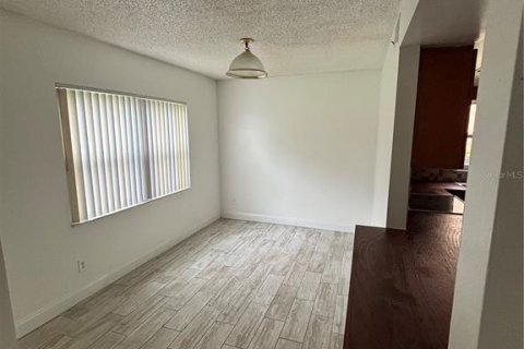 Condominio en alquiler en Orlando, Florida, 2 dormitorios, 84.08 m2 № 1901645 - foto 8