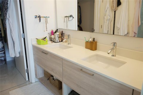 Condo in Aventura, Florida, 2 bedrooms  № 1854354 - photo 17