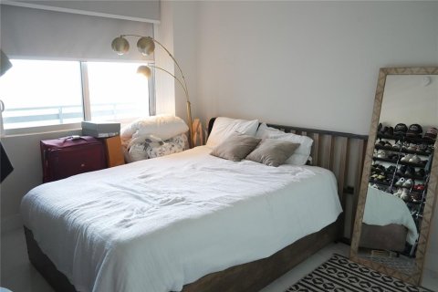 Condo in Aventura, Florida, 2 bedrooms  № 1854354 - photo 19