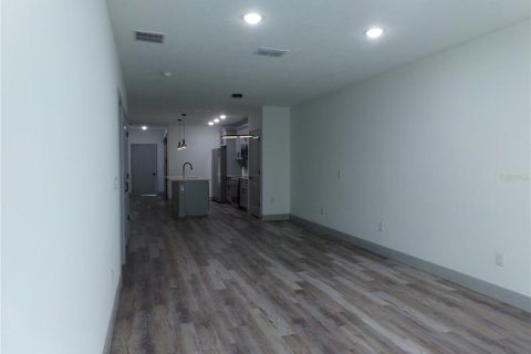 Apartment in Deltona, Florida 4 bedrooms, 139.35 sq.m. № 2277424 - photo 14