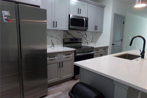 Apartment in Deltona, Florida 4 bedrooms, 139.35 sq.m. № 2277424 - photo 7