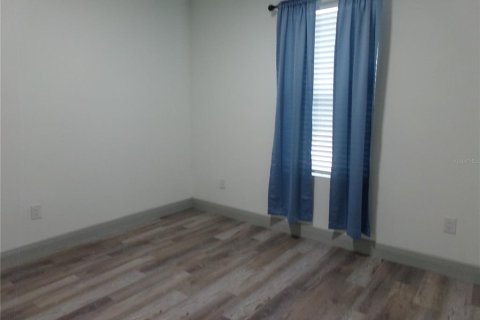 Apartment in Deltona, Florida 4 bedrooms, 139.35 sq.m. № 2277424 - photo 9