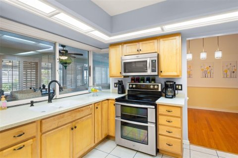 House in Bartow, Florida 3 bedrooms, 239.97 sq.m. № 1767892 - photo 12