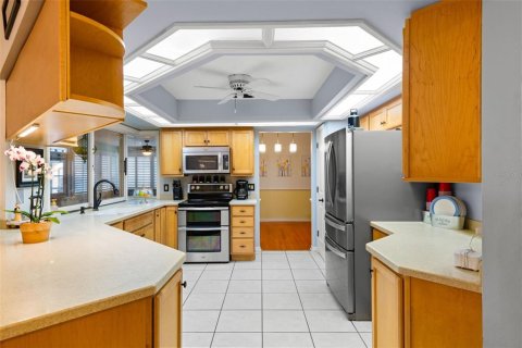 House in Bartow, Florida 3 bedrooms, 239.97 sq.m. № 1767892 - photo 11