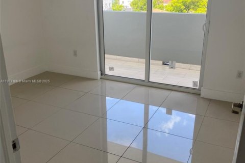 Apartment in Miami, Florida 2 bedrooms, 74.51 sq.m. № 1955942 - photo 9