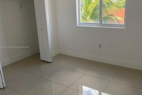 Apartment in Miami, Florida 2 bedrooms, 74.51 sq.m. № 1955942 - photo 13