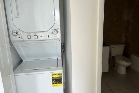 Apartment in Miami, Florida 2 bedrooms, 74.51 sq.m. № 1955942 - photo 8