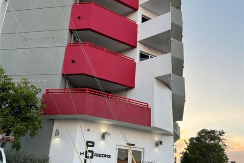 Apartment in Miami, Florida 2 bedrooms, 74.51 sq.m. № 1955942 - photo 1