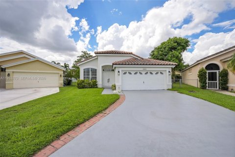 House in Wellington, Florida 3 bedrooms, 141.95 sq.m. № 2008120