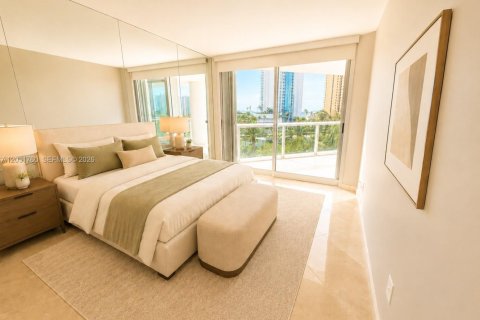 Condo in Sunny Isles Beach, Florida, 2 bedrooms  № 2168348 - photo 25