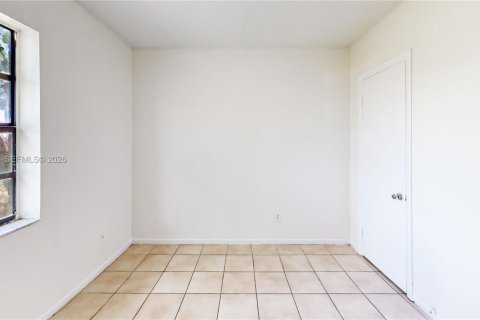 Купить виллу или дом в Хомстед, Флорида 4 спальни, 135.82м2, № 2043514 - фото 21