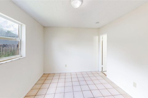 Купить виллу или дом в Хомстед, Флорида 4 спальни, 135.82м2, № 2043514 - фото 14