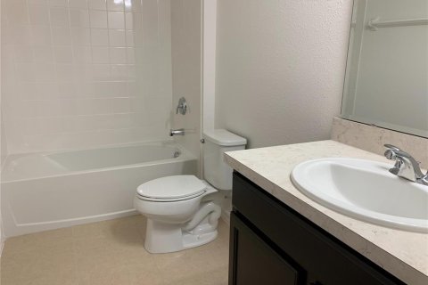 Townhouse in Davenport, Florida 3 bedrooms, 149.2 sq.m. № 1913488 - photo 9