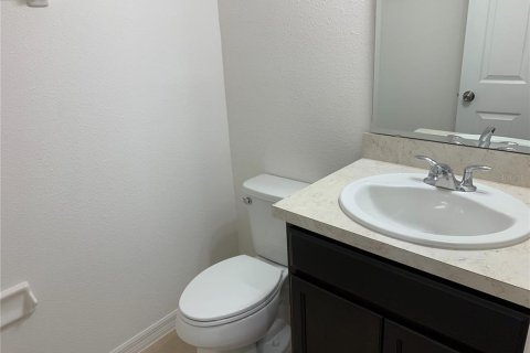 Townhouse in Davenport, Florida 3 bedrooms, 149.2 sq.m. № 1913488 - photo 7