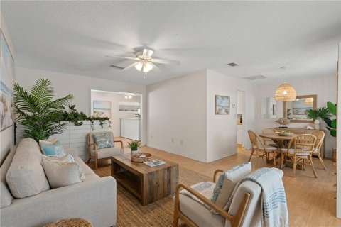 Casa en venta en Williston, Florida, 3 dormitorios, 138.24 m2 № 2210343 - foto 13