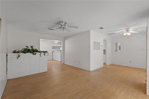 Casa en venta en Williston, Florida, 3 dormitorios, 138.24 m2 № 2210343 - foto 12
