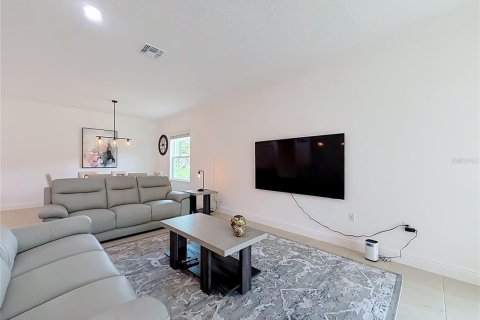 Casa en venta en Palm Bay, Florida, 4 dormitorios, 229.56 m2 № 2223653 - foto 15