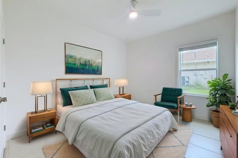 Casa en venta en Palm Bay, Florida, 4 dormitorios, 229.56 m2 № 2223653 - foto 5