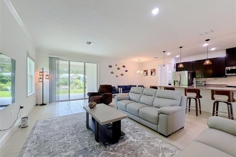 Casa en venta en Palm Bay, Florida, 4 dormitorios, 229.56 m2 № 2223653 - foto 13