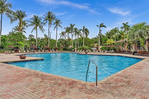 Villa ou maison à vendre à Cooper City, Floride: 4 chambres, 237.09 m2 № 1940849 - photo 5