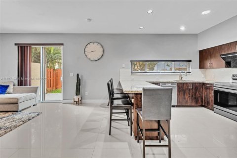 Villa ou maison à vendre à Cooper City, Floride: 4 chambres, 237.09 m2 № 1940849 - photo 20