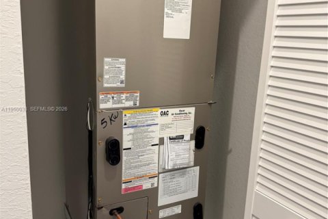 Adosado en alquiler en Homestead, Florida, 3 dormitorios, 123.37 m2 № 2027681 - foto 17