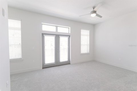 Townhouse in Sarasota, Florida 2 bedrooms, 138.7 sq.m. № 1634392 - photo 18