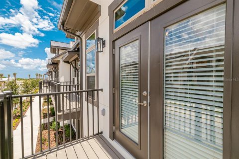 Townhouse in Sarasota, Florida 2 bedrooms, 138.7 sq.m. № 1634392 - photo 12