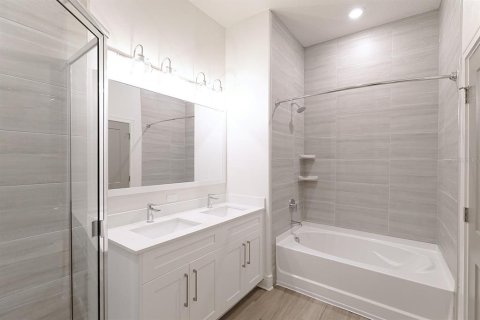 Townhouse in Sarasota, Florida 2 bedrooms, 138.7 sq.m. № 1634392 - photo 28