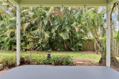 House in Stuart, Florida 3 bedrooms, 154.78 sq.m. № 1818156 - photo 28