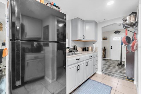 Casa en venta en Saint Petersburg, Florida, 2 dormitorios, 80.27 m2 № 2383823 - foto 12