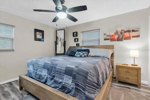 Casa en venta en Saint Petersburg, Florida, 2 dormitorios, 80.27 m2 № 2383823 - foto 15