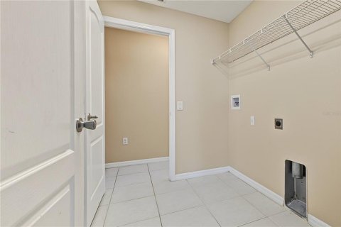 Villa ou maison à vendre à Spring Hill, Floride: 4 chambres, 183.48 m2 № 2403487 - photo 30