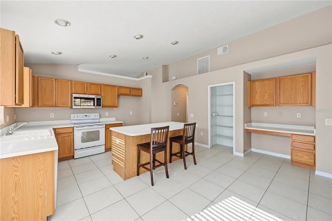 Villa ou maison à vendre à Spring Hill, Floride: 4 chambres, 183.48 m2 № 2403487 - photo 10