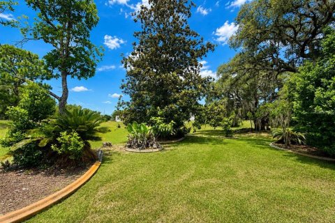 House in Lecanto, Florida 4 bedrooms, 193.24 sq.m. № 2205412 - photo 8