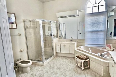 House in Lecanto, Florida 4 bedrooms, 193.24 sq.m. № 2205412 - photo 6