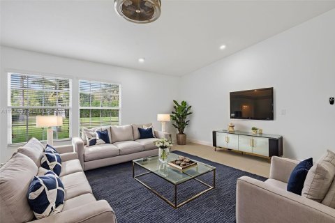 Casa en venta en Homestead, Florida, 3 dormitorios, 182.83 m2 № 1988537 - foto 9