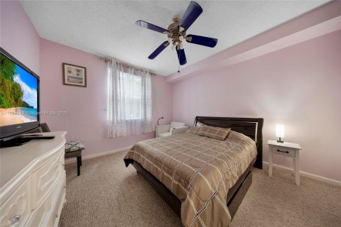 Condo in Sunny Isles Beach, Florida, 2 bedrooms  № 1817660 - photo 14