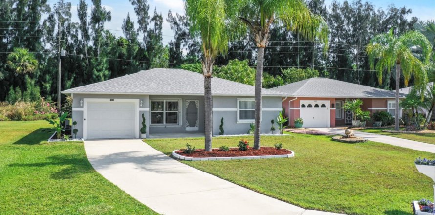 House in Fort Pierce, Florida 2 bedrooms, 105.44 sq.m. № 1182274