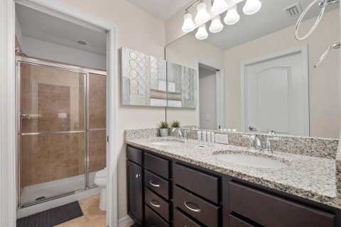 Townhouse in Kissimmee, Florida 4 bedrooms, 195.28 sq.m. № 2166031 - photo 21